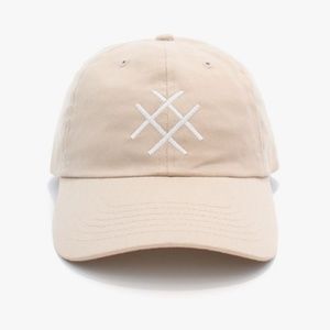 RIHANNA NUDE BASEBALL CAP